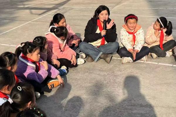 ���������������깫�����ϰ������ѹ��淢չ���Ĺ�ͼ